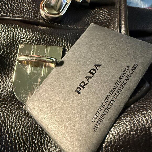 Prada  Vitello Daino Shoulder Bag Black - Picture 15 of 16